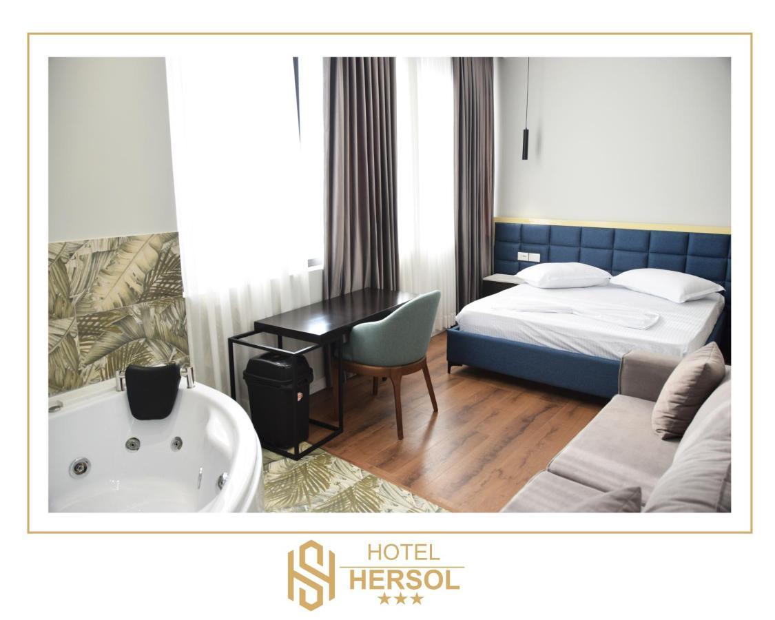 Hotel Hersol Дуррес Экстерьер фото