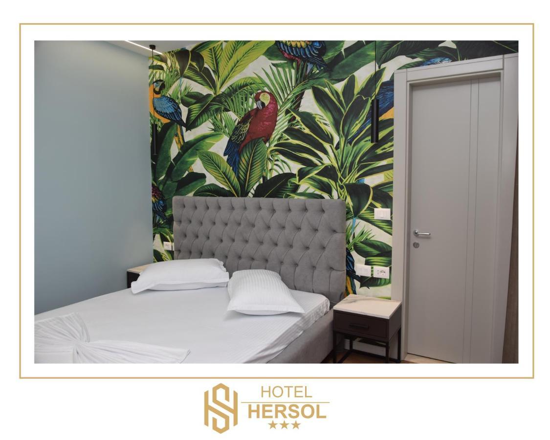 Hotel Hersol Дуррес Экстерьер фото
