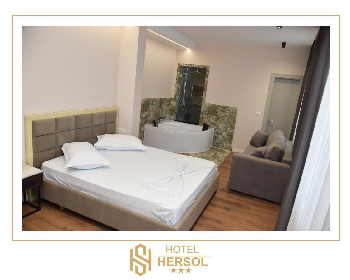 Hotel Hersol Дуррес Экстерьер фото