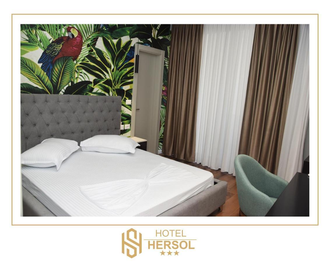 Hotel Hersol Дуррес Экстерьер фото