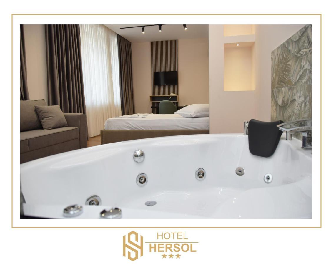 Hotel Hersol Дуррес Экстерьер фото