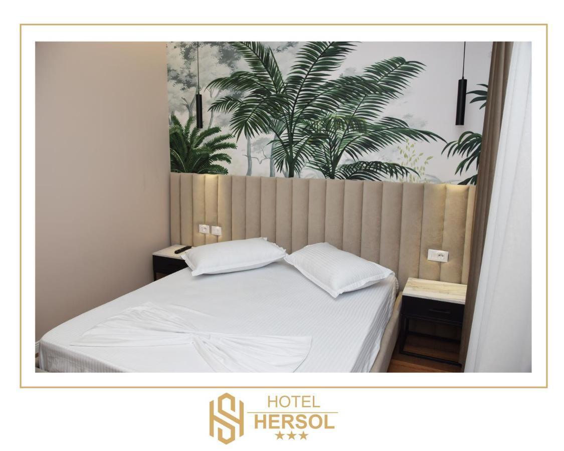 Hotel Hersol Дуррес Экстерьер фото